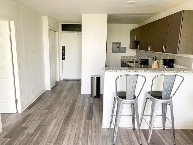 Building Photo - 2515 Burnet Ave