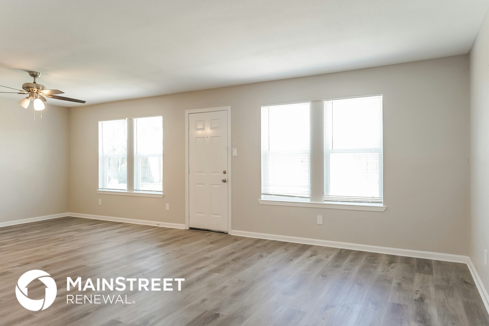 Building Photo - 1214 Twining Oaks Ln