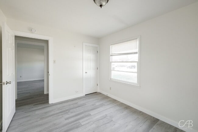 Building Photo - For Lease