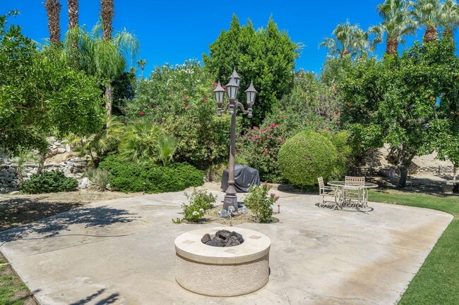 Building Photo - 72511 Theodora Ln