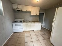 Building Photo - The perfect 1/1 Apartment - ASK ABOUT OUR SPECIALS!!!!