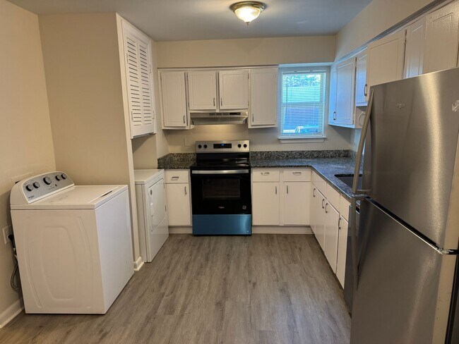 Building Photo - SAINT ANDREWS PLACE