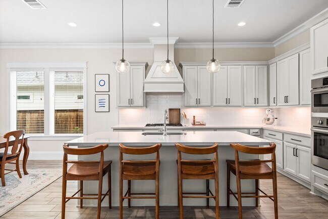 Building Photo - 2335 Pale Star Dr