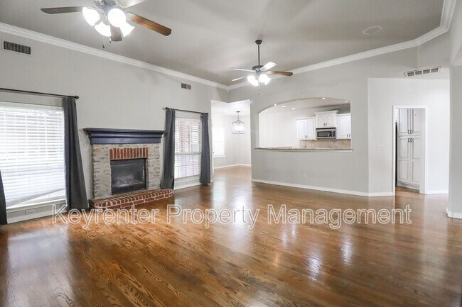 Building Photo - 12683 S 67th E Ave