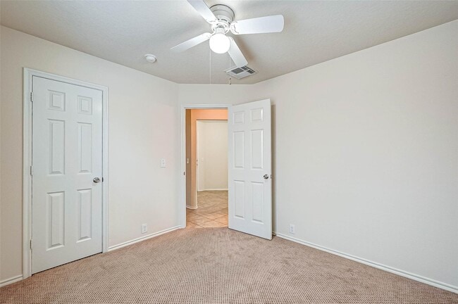 Building Photo - 10607 Sugar Trace Dr