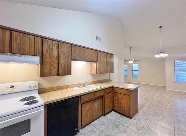 Building Photo - 1108 Curtis Dr