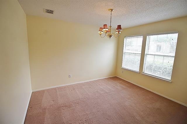 Building Photo - 2415 Mallory Ln