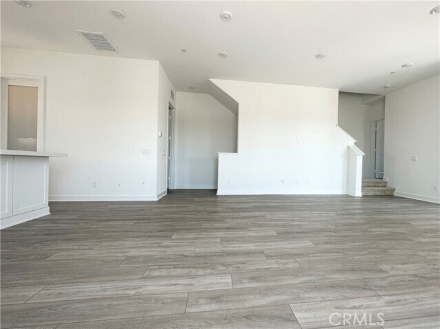 Building Photo - 322 Tank