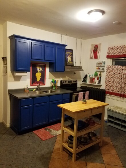 Building Photo - 777-779 Hague Ave