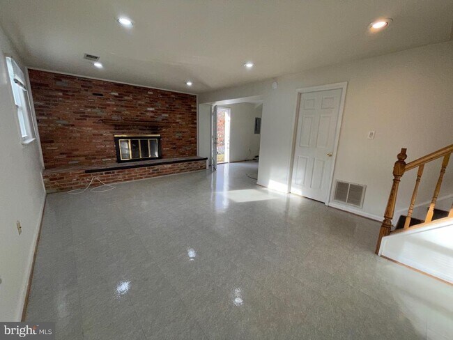 Building Photo - 2652 Falmouth Ct