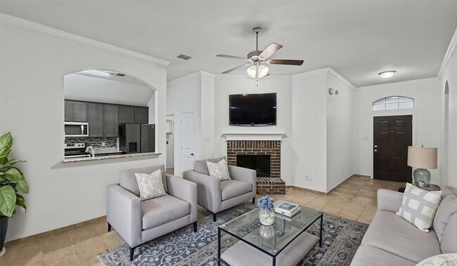 Building Photo - 314 Rolling Meadows Dr