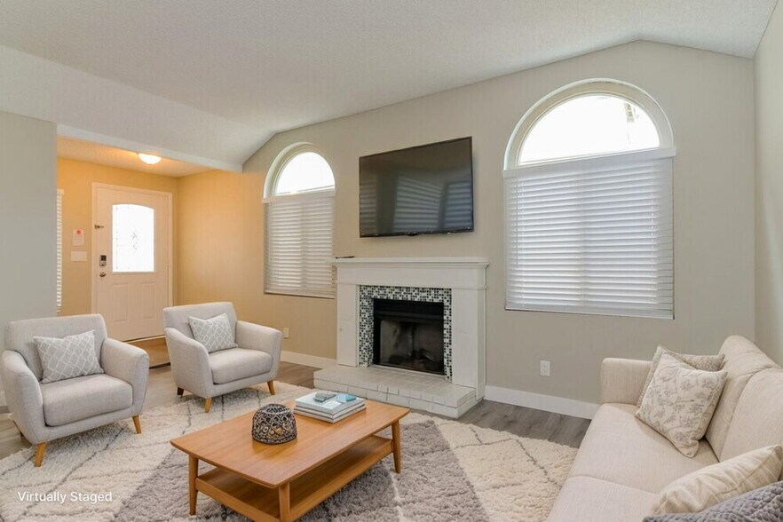 Building Photo - 129 Primero Way