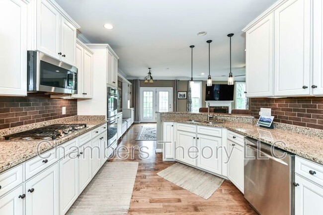 Building Photo - 1769 Moultrie Terrace NE