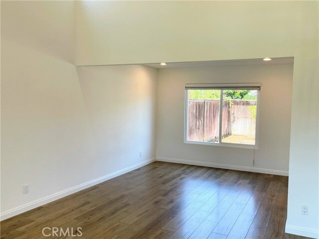 Building Photo - 52 Ashwood