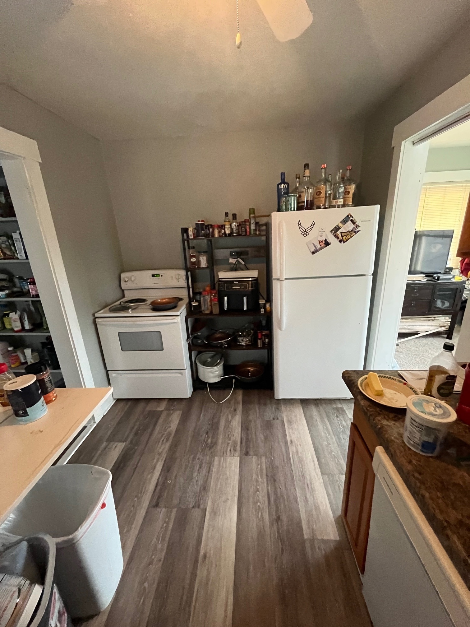 Building Photo - 528 N 5th St