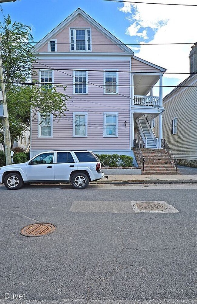 Building Photo - 3 br, 2 bath House - 179 Queen Street 2