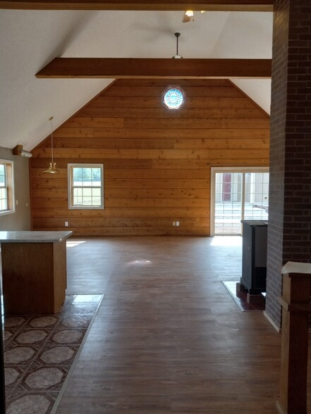 Building Photo - 5360 MO-125