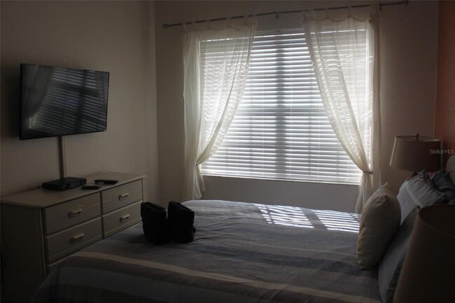 Building Photo - 332 Gleneagles Dr