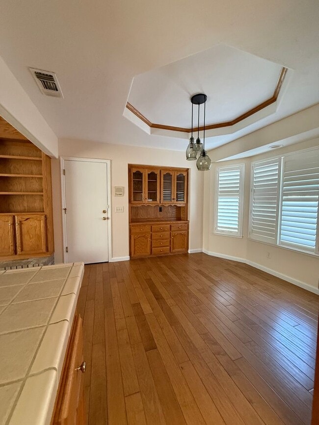 Building Photo - Beautiful 3-bedroom 2 bathroom Home for rent in Madera