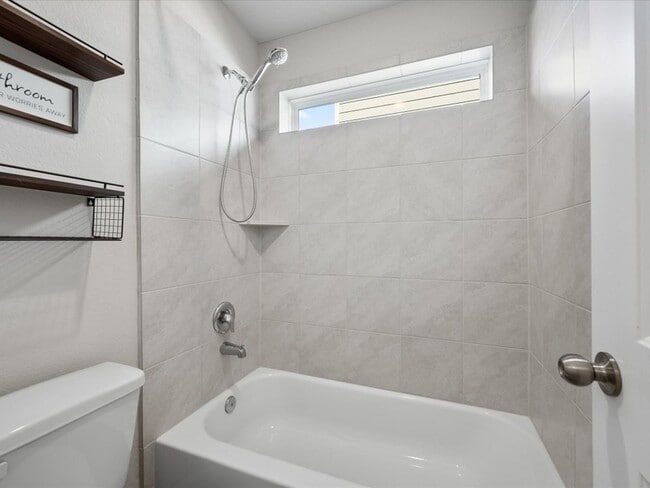 Building Photo - 2546 Steelhead Dr