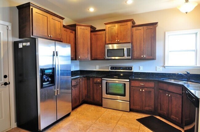 Building Photo - 1462 Cobra Ln