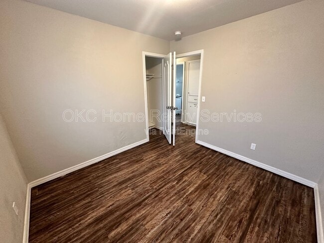 Building Photo - 4325 NW 55th St