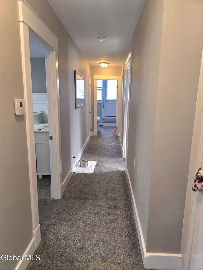 Building Photo - 31 Terrace Ave