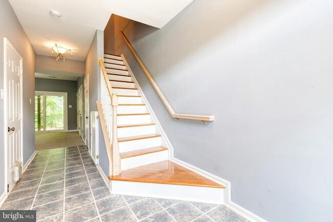 Building Photo - 2304 Sandy Walk Way