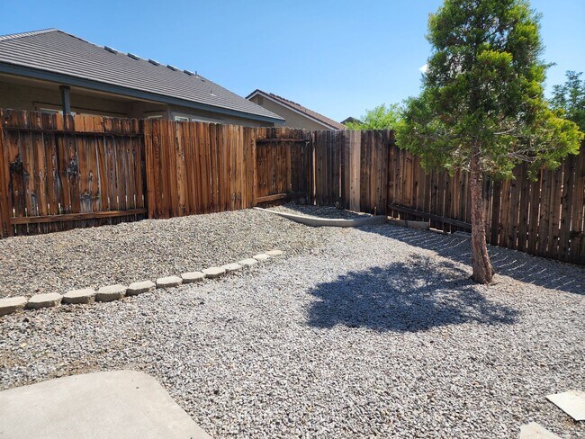 Building Photo - Adorable home in Kiley Ranch (Single Story)