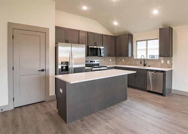 Building Photo - 13557 Bonanza Cir