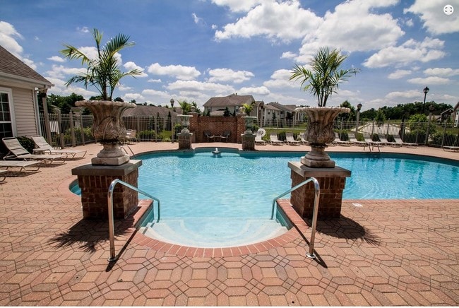 Pool - Ashton Brooke Apartments
