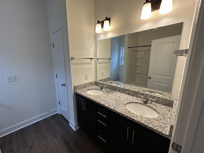 Building Photo - Home for Rent