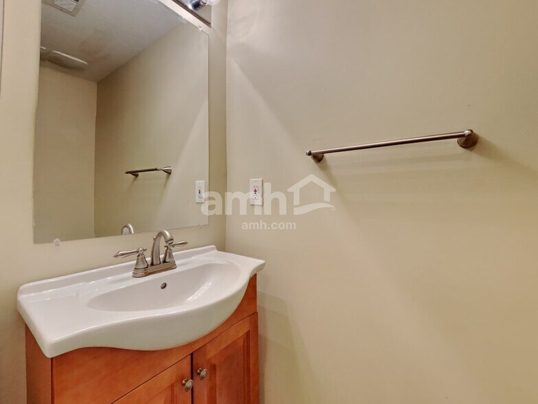 Building Photo - 2571 Allegro Ln