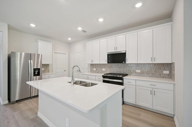 Primary Photo - 3412 Brompton Dr