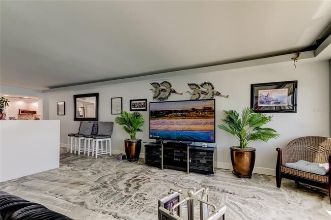 Building Photo - 5200 Brittany Dr S