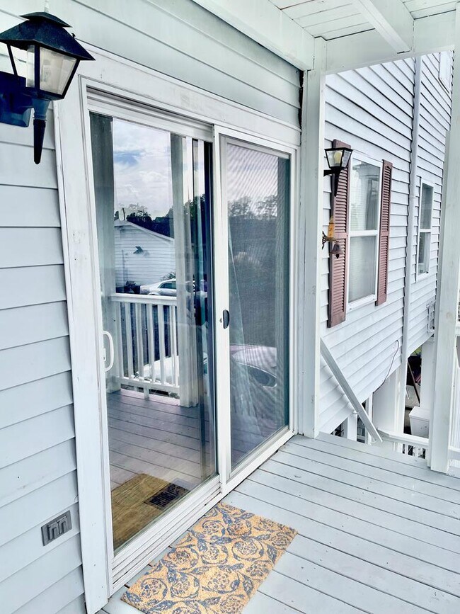 Building Photo - 7141 Margarets Ln