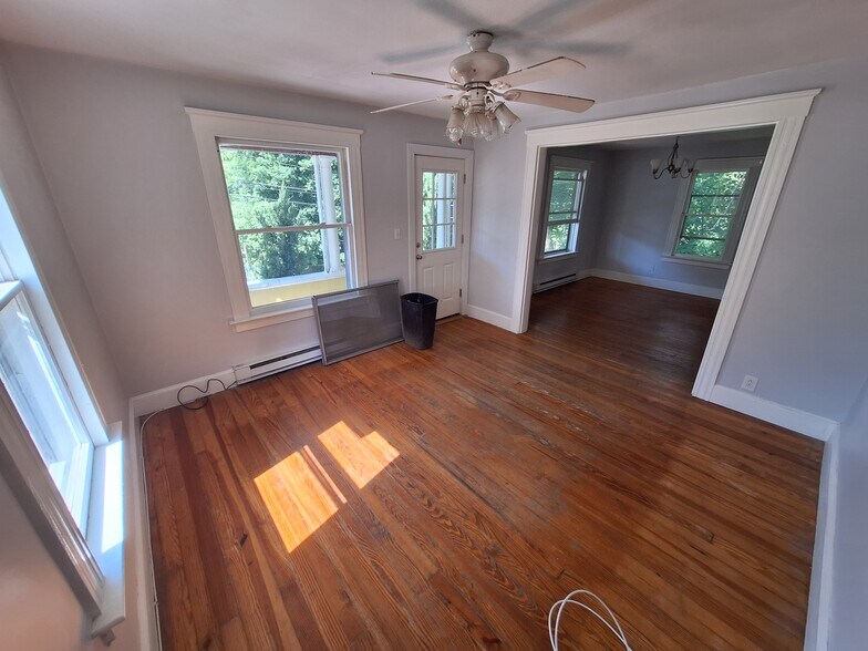 Building Photo - 43 Turner Ave