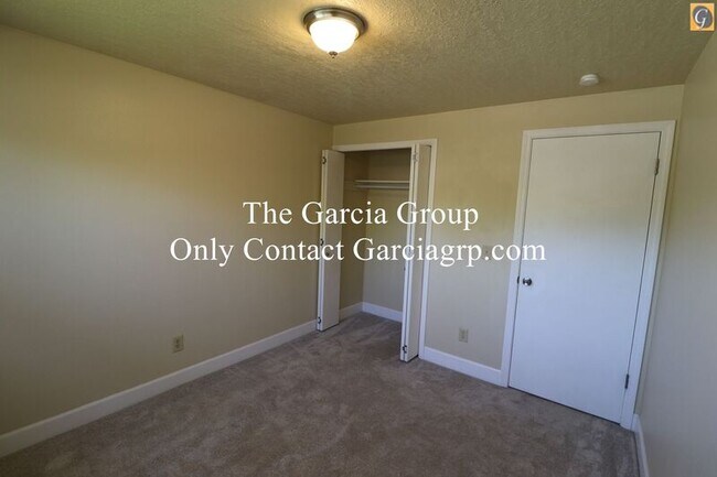 Building Photo - 20540 NW Highland Ct