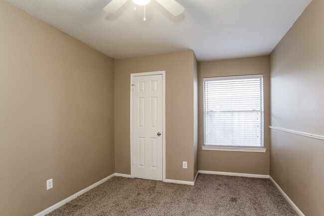 Building Photo - 21492 Palace Pines Dr