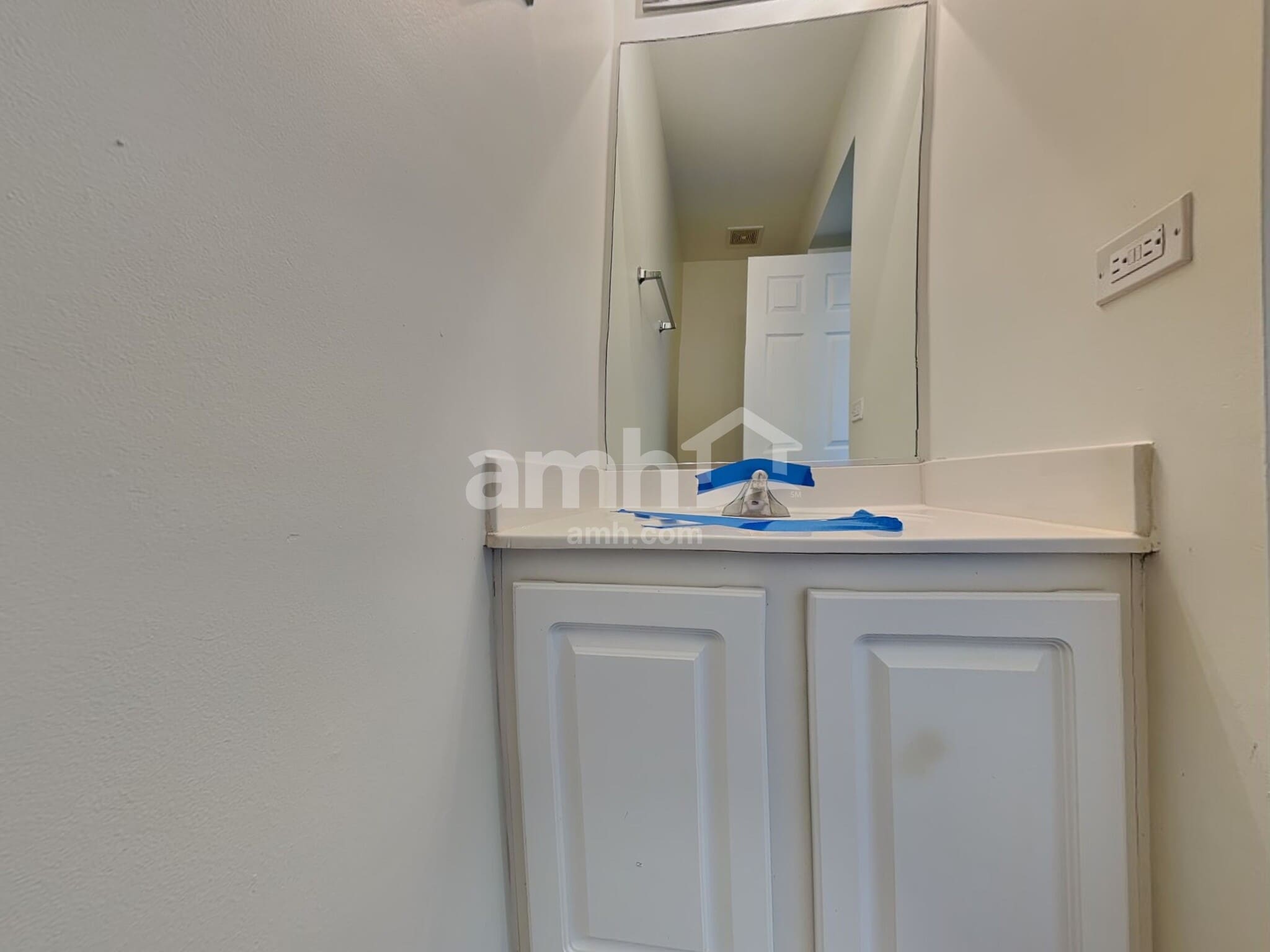 Building Photo - 34233 N Wineberry Ln