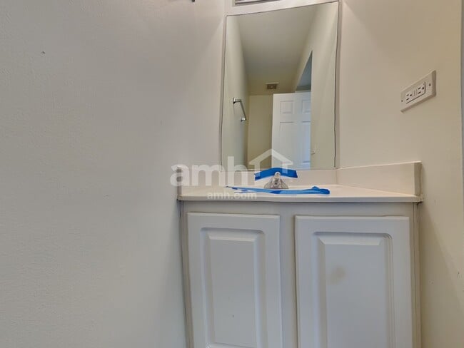 Building Photo - 34233 N Wineberry Ln