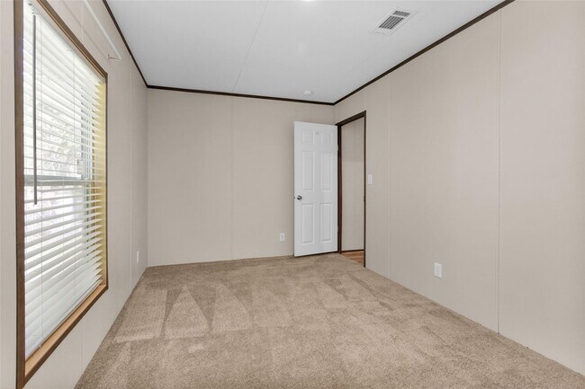 Building Photo - 10161 Pollard Rd