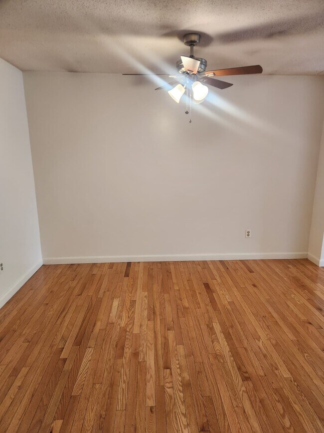 Building Photo - 355 Pawtucket Blvd