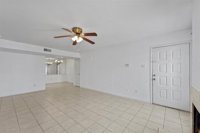 Building Photo - 6606 De Moss Dr