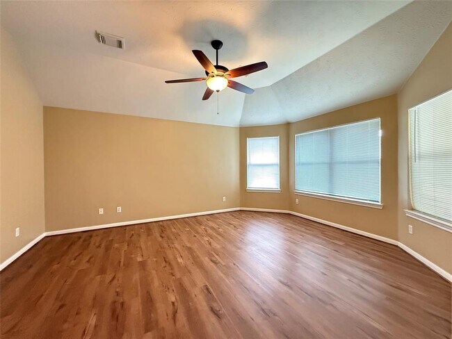 Building Photo - 11115 Creekline Green Ct