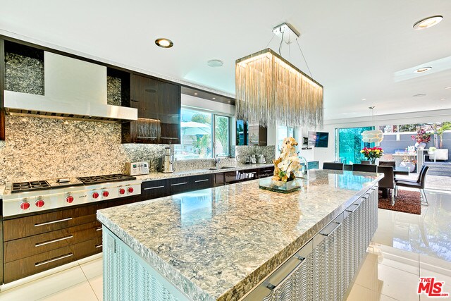 Building Photo - 2351 Mt Olympus Dr
