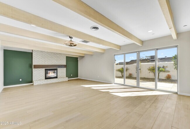 Building Photo - 2223 N 74th St