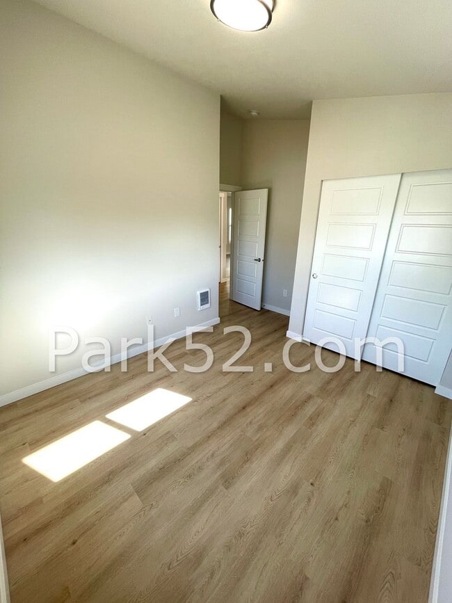 Building Photo - 2 Bedroom ADU Unit in Tacoma