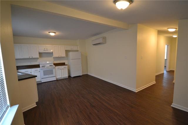 Building Photo - 15136 US-90