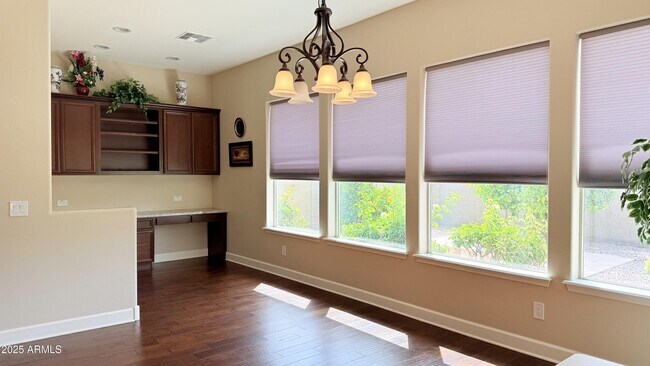 Building Photo - 5135 S Cupertino Dr